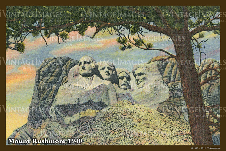 Mount Rushmore Postcard 1940 - 14